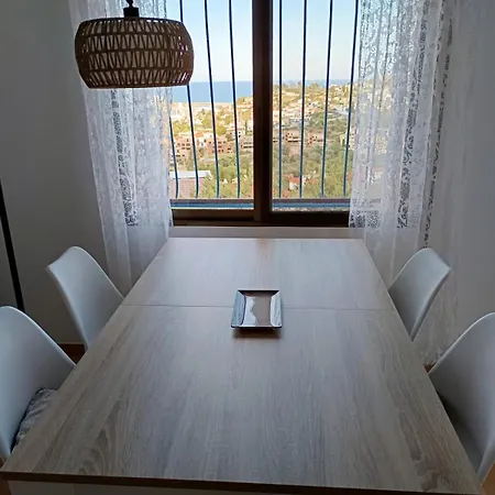 Vista Mar Y Castillo Apartment